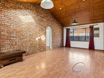 16 Cobalt Place, Riverton WA 6148