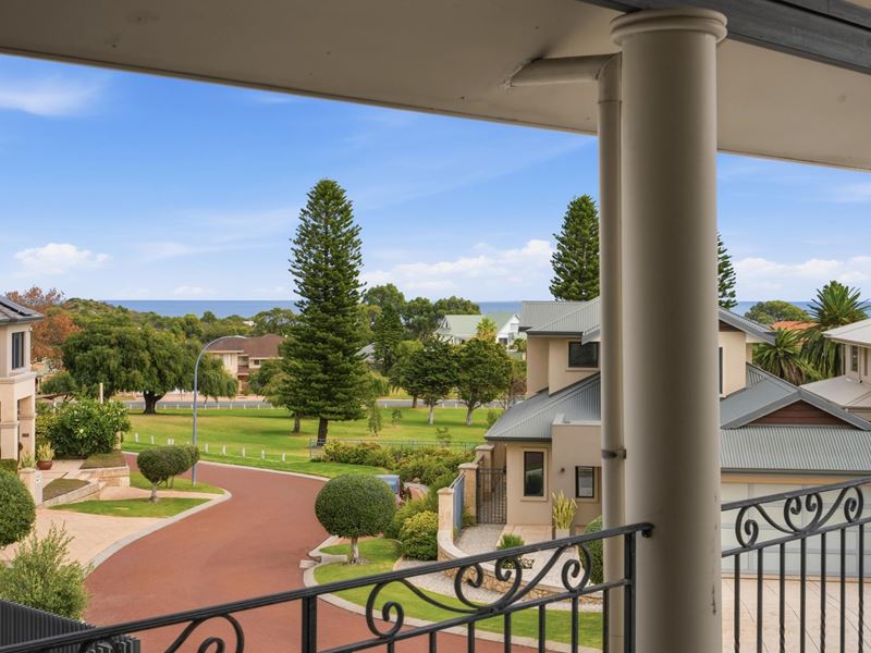 15 Waverton Court, Kallaroo WA 6025