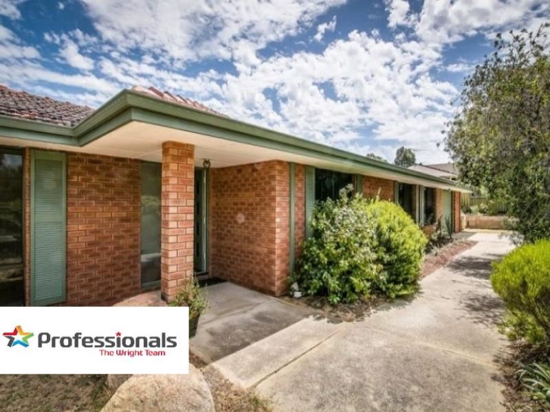 2 Hillside Close, Edgewater