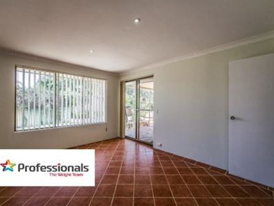 2 Hillside Close, Edgewater WA 6027