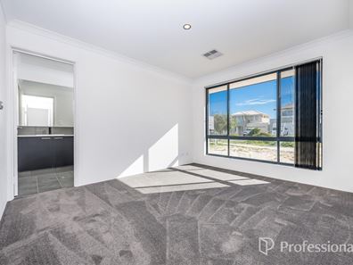 131 Hawksbill Drive, Alkimos WA 6038