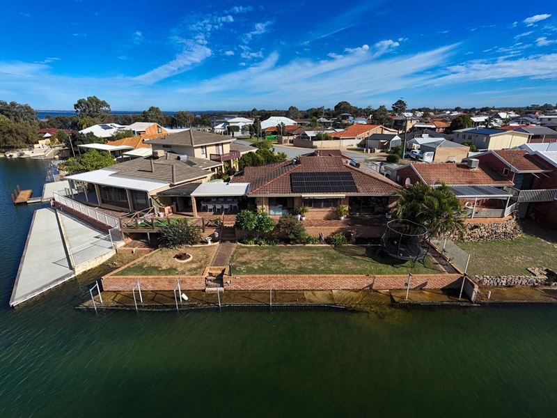12 oomoo place, South Yunderup WA 6208