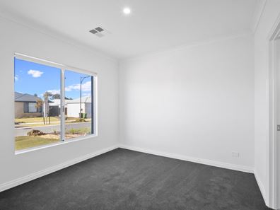 5 Capitola Way, Madora Bay WA 6210