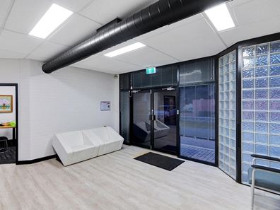 123 Broadway, Bassendean WA 6054