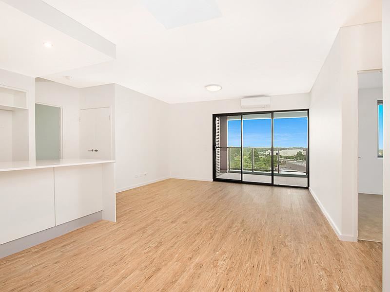 86/12 Junction Boulevard, Cockburn Central WA 6164
