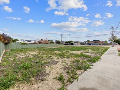 327 & 329 Wharf Street, Queens Park WA 6107