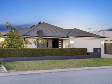 10 Appaloosa Avenue, Darling Downs WA 6122
