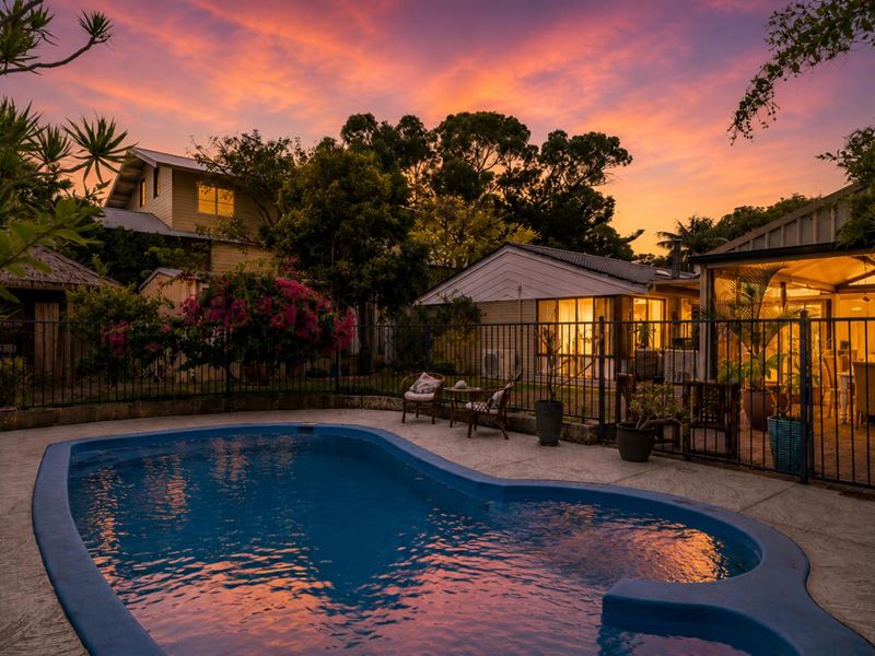 11 Mead Street, Warnbro WA 6169