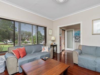 41 Beaconsfield Street, St James WA 6102