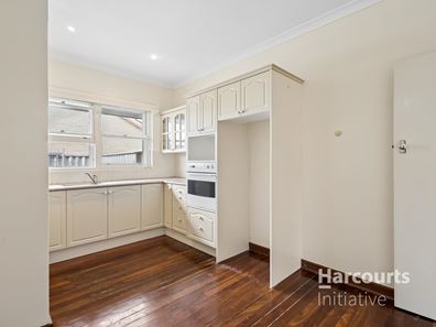 5b Emsworth Avenue, Balga WA 6061