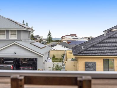7 Hassars Road, Secret Harbour WA 6173