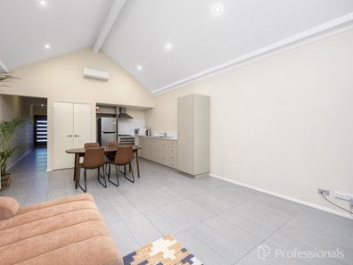 42 Delapre Drive, Ellenbrook WA 6069