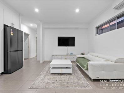 1/150 Ravenswood Drive, Nollamara WA 6061
