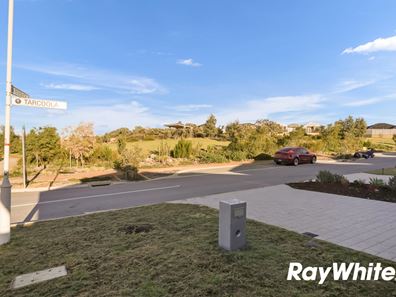 2 Tarcoola Grove, Eglinton WA 6034