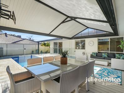 19 Richardson Court, Woodvale WA 6026
