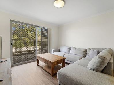4/53 Gaebler  Road, Hammond Park WA 6164