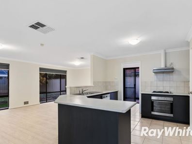 8 Elwell Street, Secret Harbour WA 6173