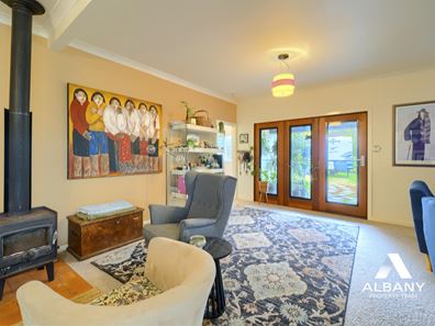 17 John Street, Milpara WA 6330