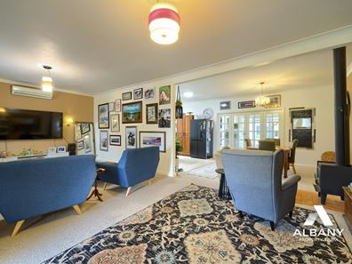 17 John Street, Milpara WA 6330