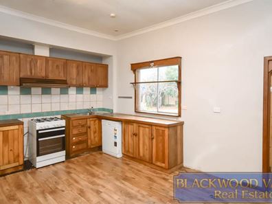 40 Collier Street, Manjimup WA 6258