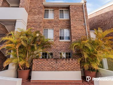 4/125 Wellington Street, East Perth WA 6004