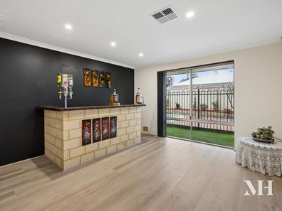 52 Delton Way, Atwell WA 6164