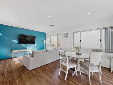 2C The Rise, Woodvale WA 6026