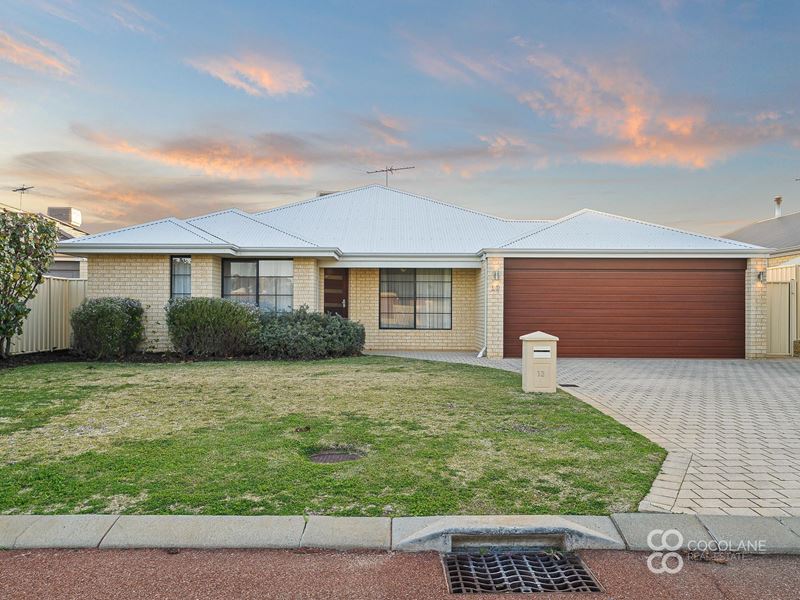 13 Dowerin Circuit, Lakelands WA 6180