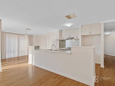 13 Dowerin Circuit, Lakelands WA 6180