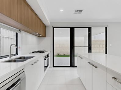 7 Diamond Road, Alkimos WA 6038