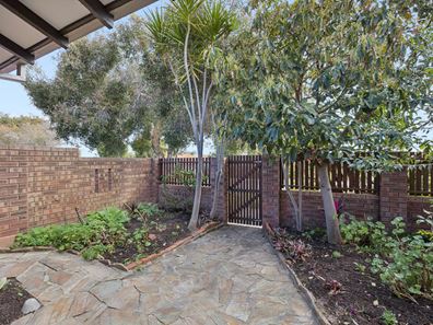 9/228 Albert Street, Osborne Park WA 6017