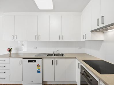 9/228 Albert Street, Osborne Park WA 6017