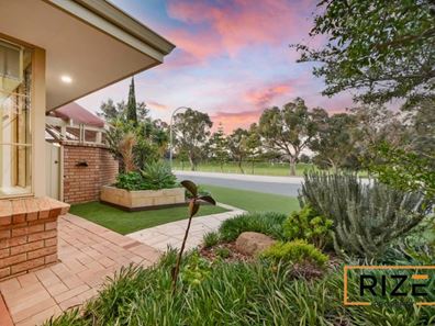 10 Rig Court, Ocean Reef WA 6027