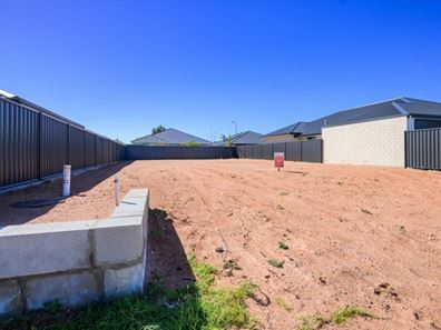 2B Torbay Street, Midvale WA 6056