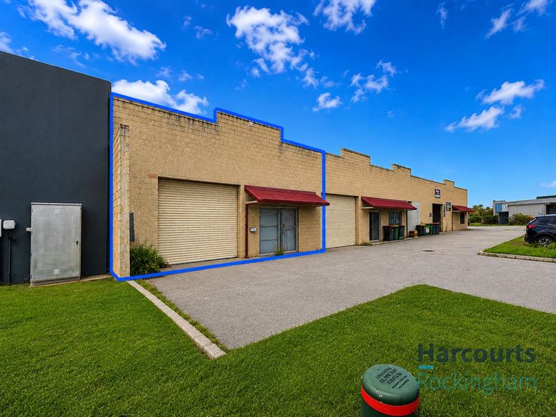 1/8 Helmshore Way, Port Kennedy