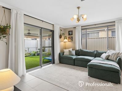 23 Montana Crescent, Alkimos WA 6038