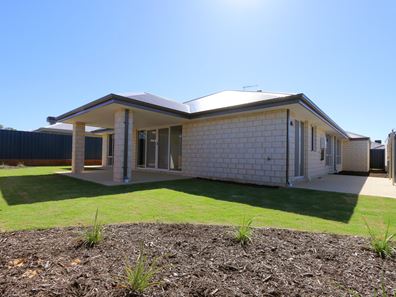 30 Primrose Loop, Byford WA 6122