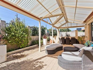 5 Phillips Grove, Innaloo WA 6018