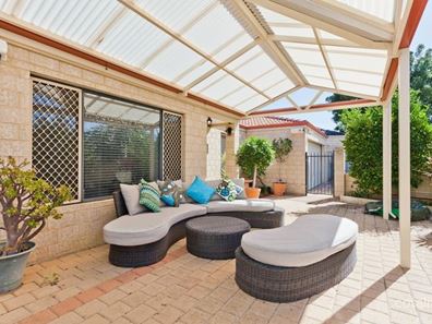 5 Phillips Grove, Innaloo WA 6018
