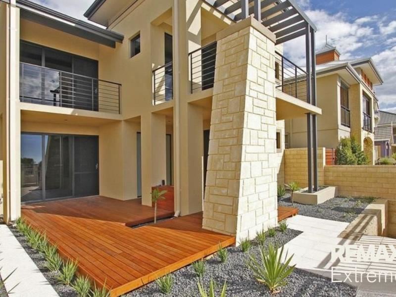 14 Torquay Pass, Mindarie WA 6030