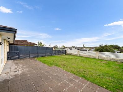 5 Cordova Court, Craigie WA 6025