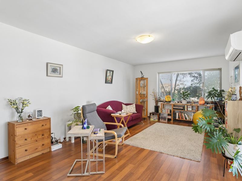 2/27 Filburn Street, Scarborough