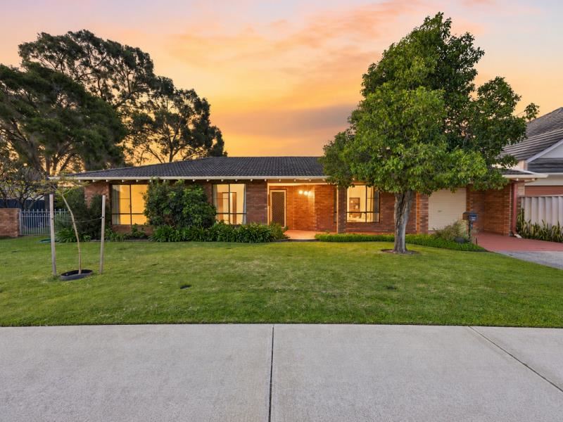 3 Munro Road, Applecross WA 6153