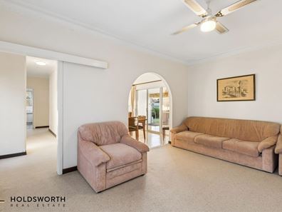 15 Douglas Avenue, Yokine WA 6060