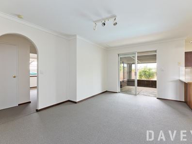 21 Sillmon Way, Duncraig WA 6023