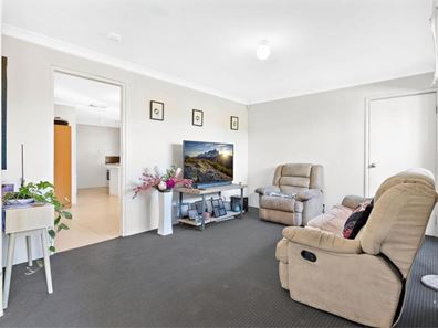 29 Reveley Close, Seville Grove WA 6112