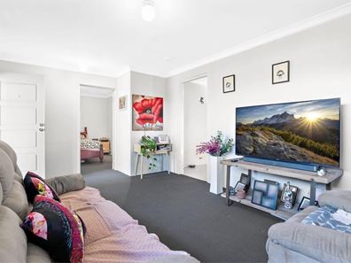 29 Reveley Close, Seville Grove WA 6112