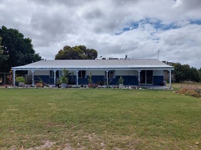 68 Kangaroo  Way, Nilgen WA 6044