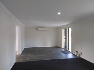 68 Kangaroo  Way, Nilgen WA 6044