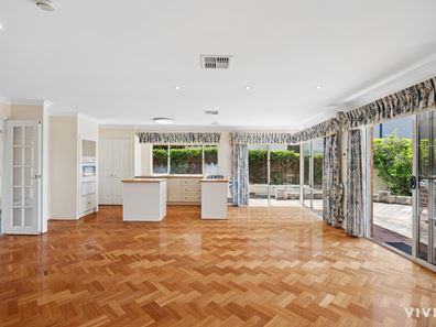 28 Sulman Avenue, Salter Point WA 6152